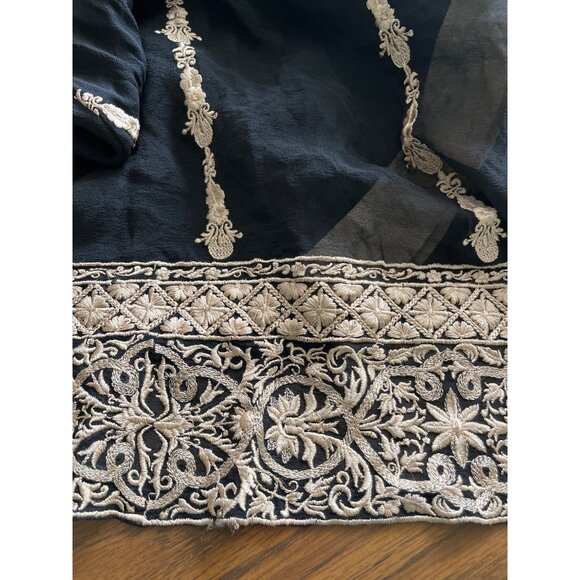 Needles Concepts black/Cream 3/4” sleeved midi dress - Picture 10 of 10